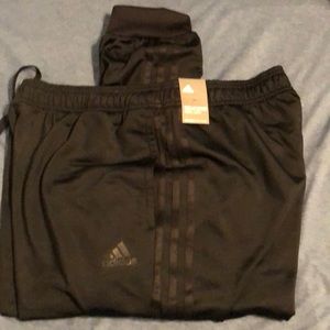 Adidas men’s L training pants